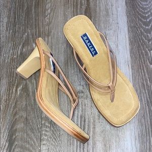 NWT Bakers Tootsie Leather Wooden Heels